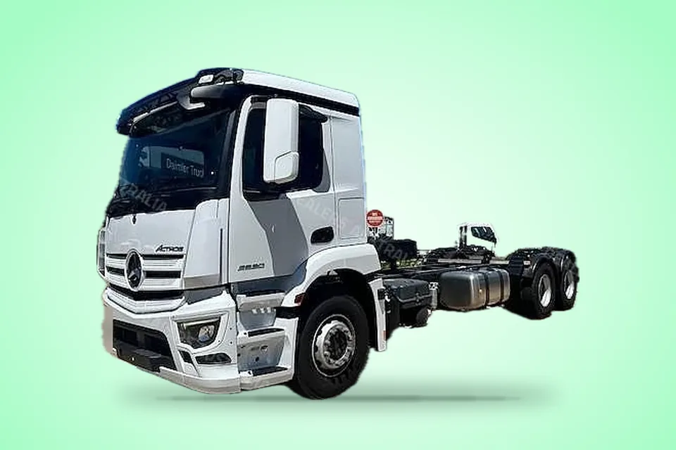 2025 Mercedes-Benz 2630